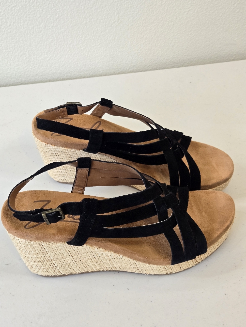 NIB Zodiac Black Strappy Platform Wedge Sandals Size 9.5 EU 39 1/2 - Picture 7 of 15